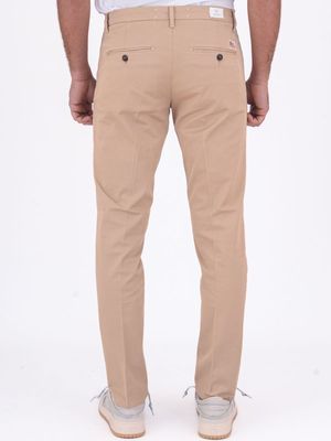 3. Pantalone in cotone | per un look versatile Beige