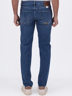 3. Jeans 517 Man | Casual e dinamico Denim