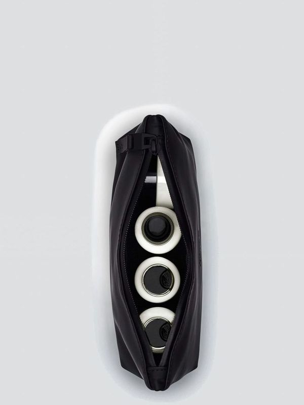 3. Trousse de maquillage Rains en tissu imperméable Noir RAINS 15600
