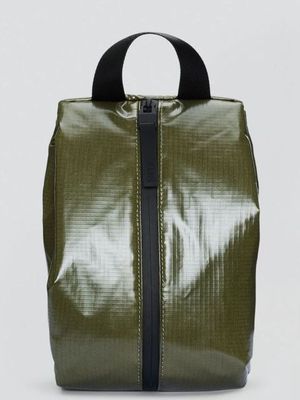 Rains Sibu Wash Bag in waterproof ripstop nylon Green RAINS