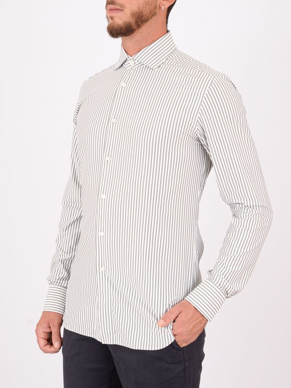 2. Camicia uomo Xacus in tessuto tecnico elasticizzato a righe Tailor-Slim fit Verde Xacus 91609.act558ml