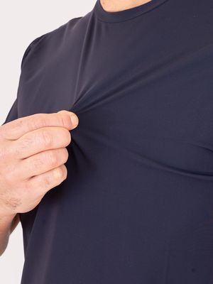 4. Xacus men's T-shirt in technical fabric with an essential design Blue
