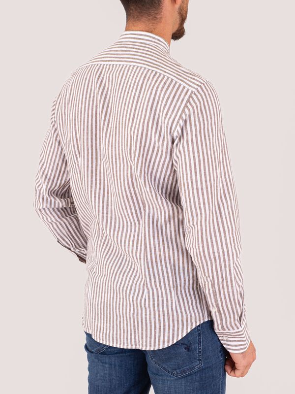 3. Chemise pour homme à col mandarin avec détails rayés, en mélange de coton et de lin Rayures brunes MANUEL RITZ 4032e604l263200