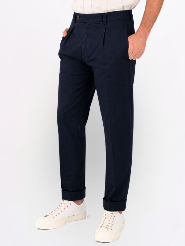 2. Pantalon homme Berwich en mélange de coton avec plis sur le devant Bleu Berwich pu19chiaia-gdol0015x