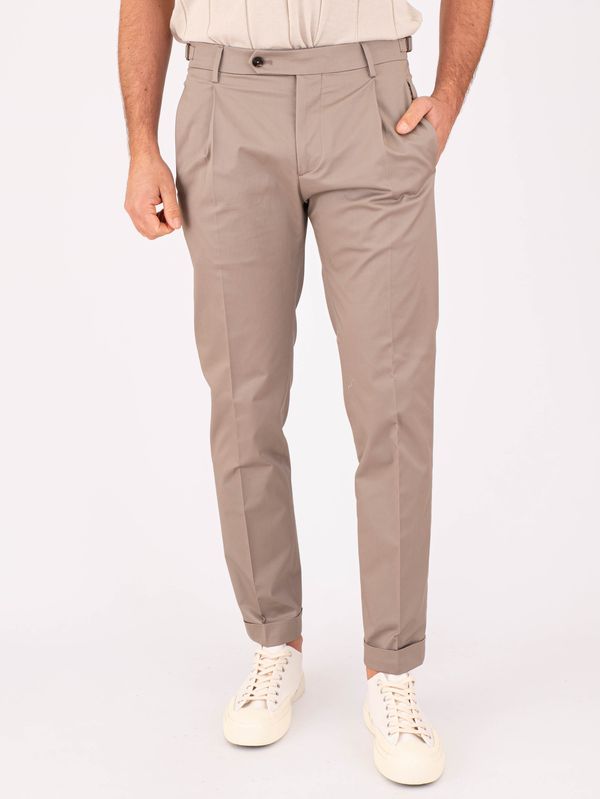 1. Berwich men's trousers in cotton with a clean line and pleats Grey Berwich pu19retrock1790x