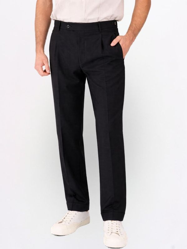 Pantalone uomo Berwich in fresco di lana dalla linea pulita Navy Berwich