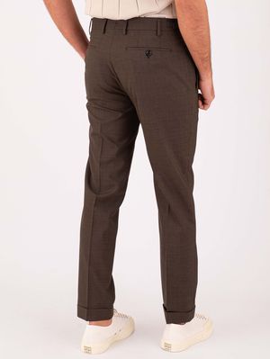 3. Men's Berwich trousers in cool wool with a clean cut Brown