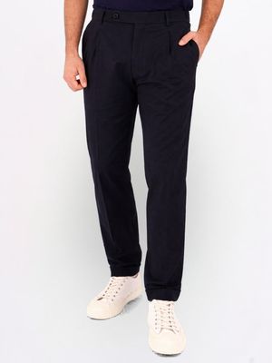 1. Berwich men's trousers in technical fabric with front pleats Navy