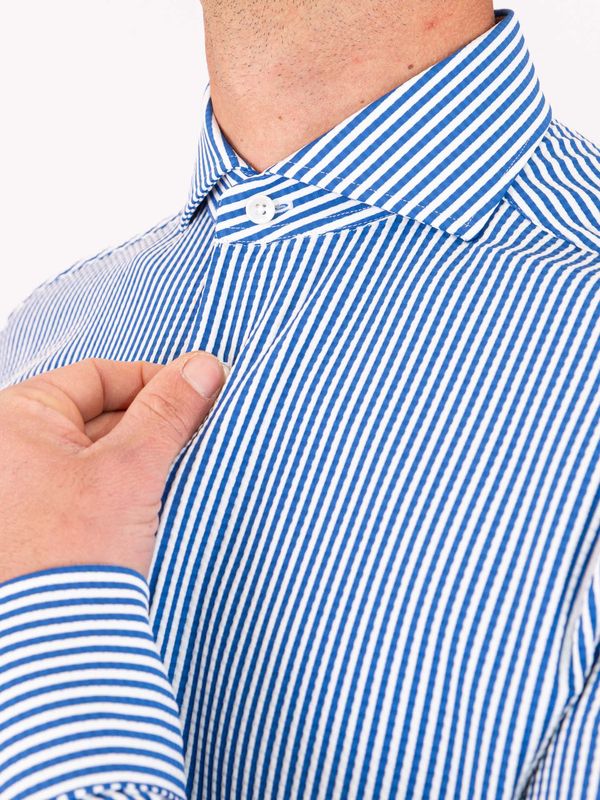 4. Xacus men's shirt in technical fabric, minimal elegance and advanced functionality, Tailor-Slim Fit Blue Xacus 21616.act520ml