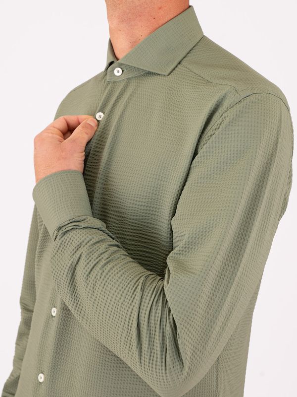 4. Xacus men's shirt in technical fabric, minimal elegance and advanced functionality, Tailor-Slim Fit Green Xacus 21616.act520ml