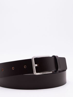 2. HUGO men's leather belt in a minimalist style Brown