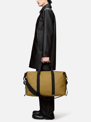 3. Sac de voyage imperméable unisexe Hilo Weekend Bag Rains Moutarde