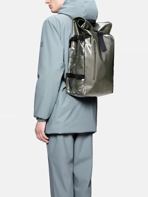 4. Sac à dos à enroulement unisexe grand format, imperméable et résistant à la pluie, idéal pour les activités urbaines et pouvant accueillir un ordinateur portable. Métallique