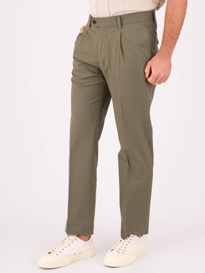 2. Pantalon homme Devorè en mélange de coton, coupe ajustée et plis Vert militaire
