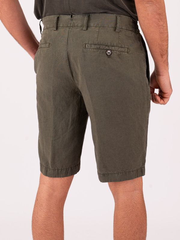 3. Bermuda Berwich pour homme en lin mélangé élégant et léger. Vert Berwich pu19bermudaelaxgd