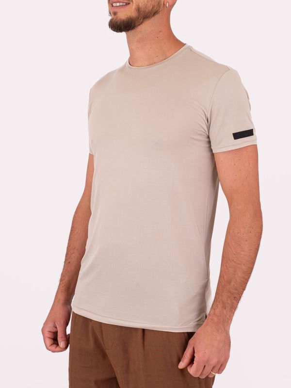 2. T-shirt Cupro uomo RRD dalla texture fluida e setosa Beige Chiaro RRD 26210cuproshirty