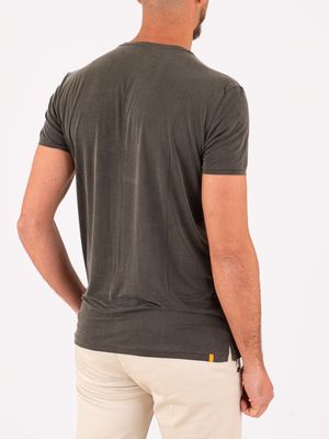 3. T-shirt Cupro uomo RRD dalla texture fluida e setosa Verde