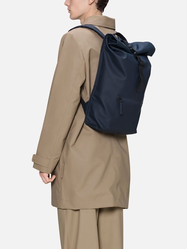 4. Rains Rolltop Rucksack with roll-top opening and carabiner closure Blue RAINS 13320