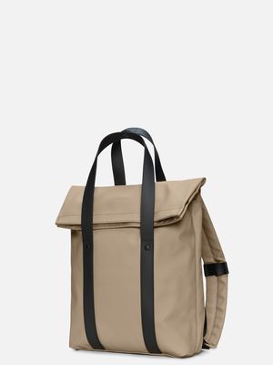 2. Sac à dos fourre-tout Rains Mini à double compartiment avec fermeture à rabat Beige
