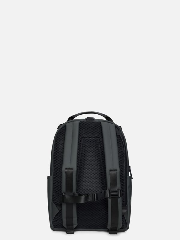 3. Zaino Rains Clip Front Backpack con ampia apertura con cerniera arrotondata Dark Grey RAINS 14890