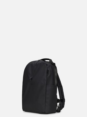 2. Zaino Rains Clip Front Backpack con ampia apertura con cerniera arrotondata Nero