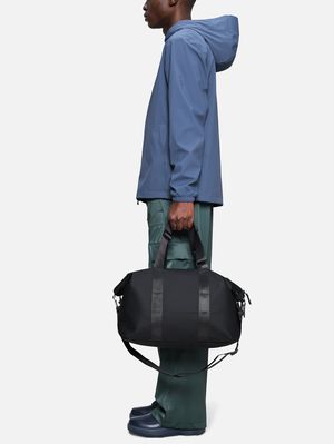 3. Borsa da Viaggio Rains Valera Weekend Bag Small con ampia chiusura con cerniera rivestita Nero