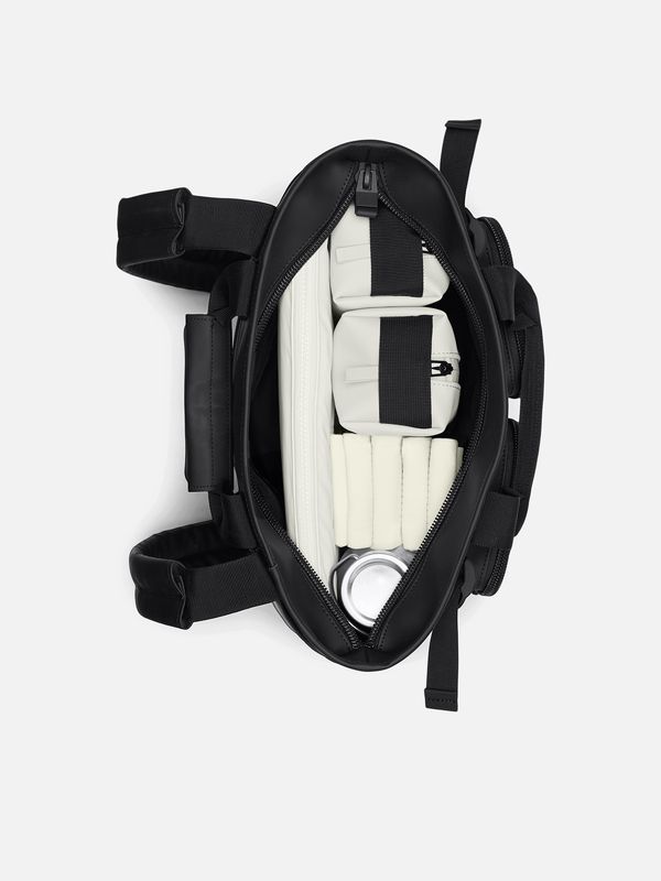 5. Zaino Tote Rains Texel Tote Backpack con spallacci imbottiti integrati Nero RAINS 14240