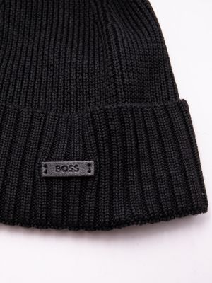 2. Cappello Uomo BOSS in Lana a Coste e placchetta logata Nero