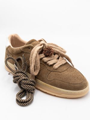 6. Baskets homme D.A.T.E. Court 2.0 en daim marron avec semelle beige Vert