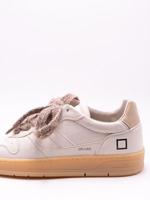 3. Sneakers Uomo D.A.T.E. Court 2.0 in Pelle Bianca con Suola Miele Bianco