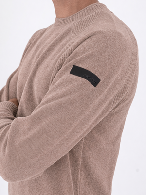4. Pull en maille chenille extensible à col rond en velours RRD pour homme Sandales